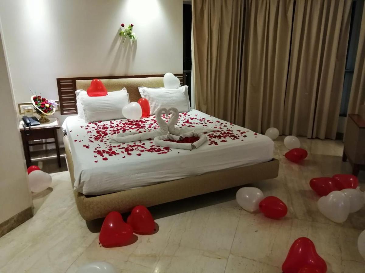 Maharaja Regency Hotel Satara Ngoại thất bức ảnh